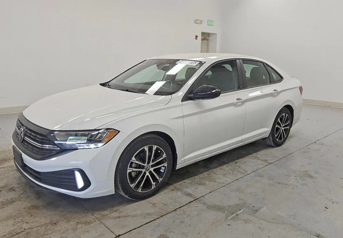 VOLKSWAGEN JETTA SPORT 2023
