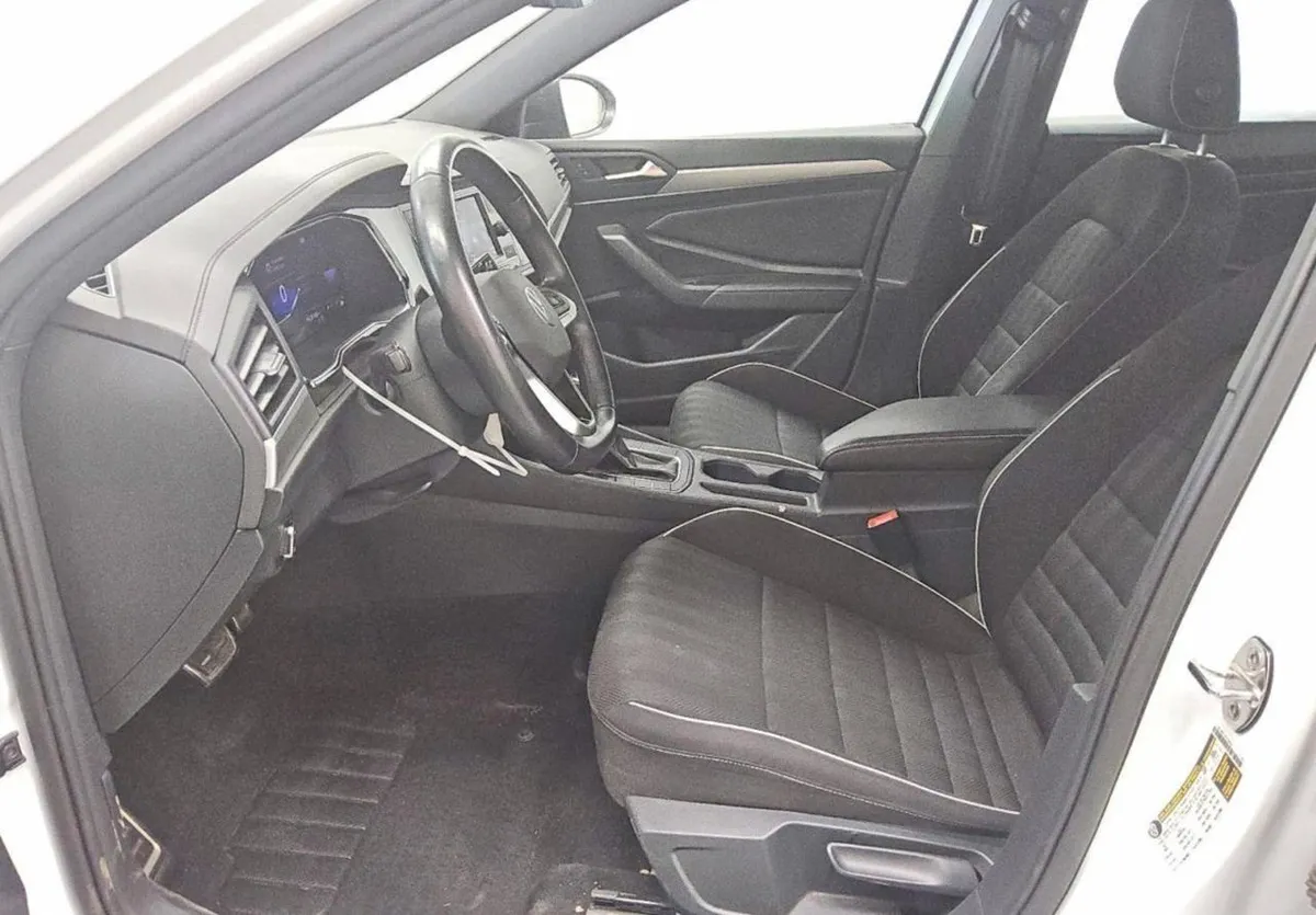 VOLKSWAGEN JETTA SPORT 2023