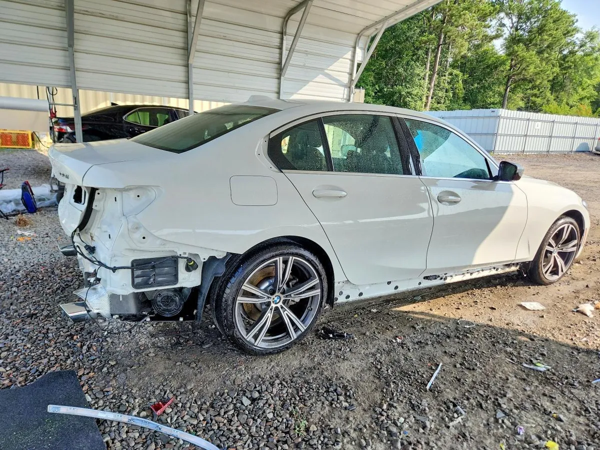 BMW 330I 2023