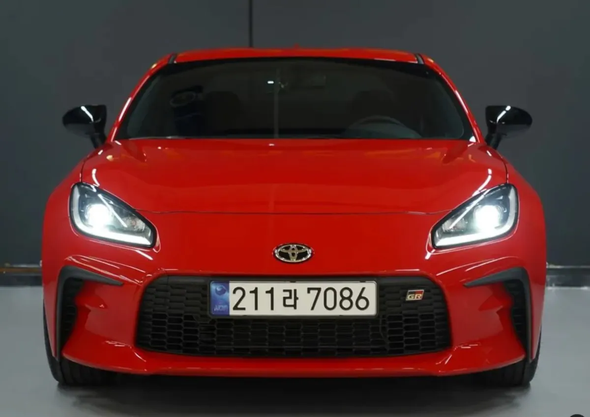 TOYOTA GR86 2024