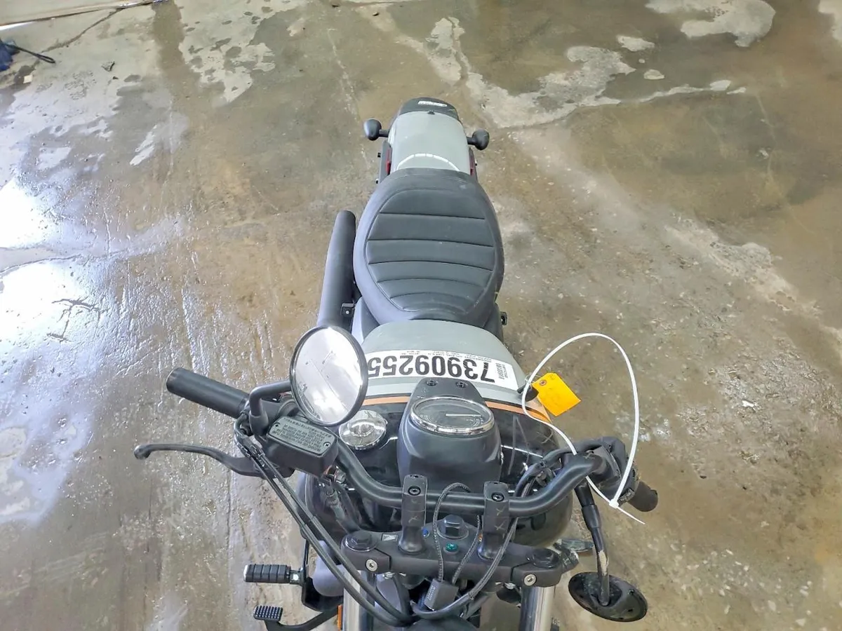 HONDA VT750 2024