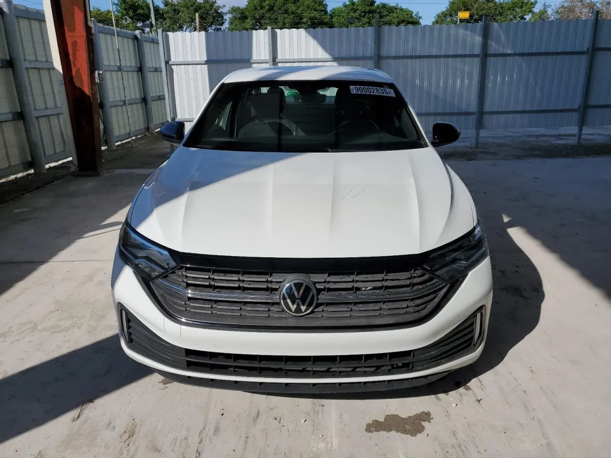 VOLKSWAGEN JETTA 2023