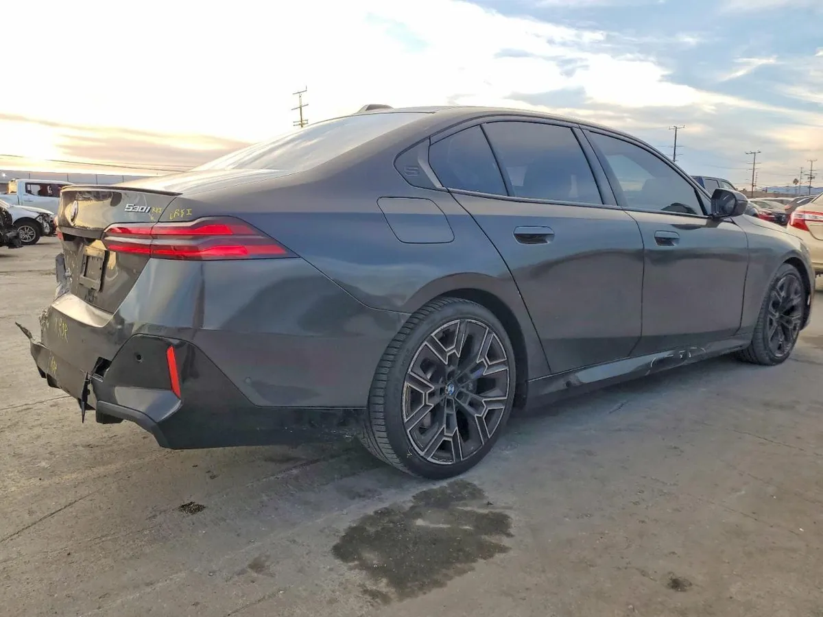 BMW 530I G60 2024