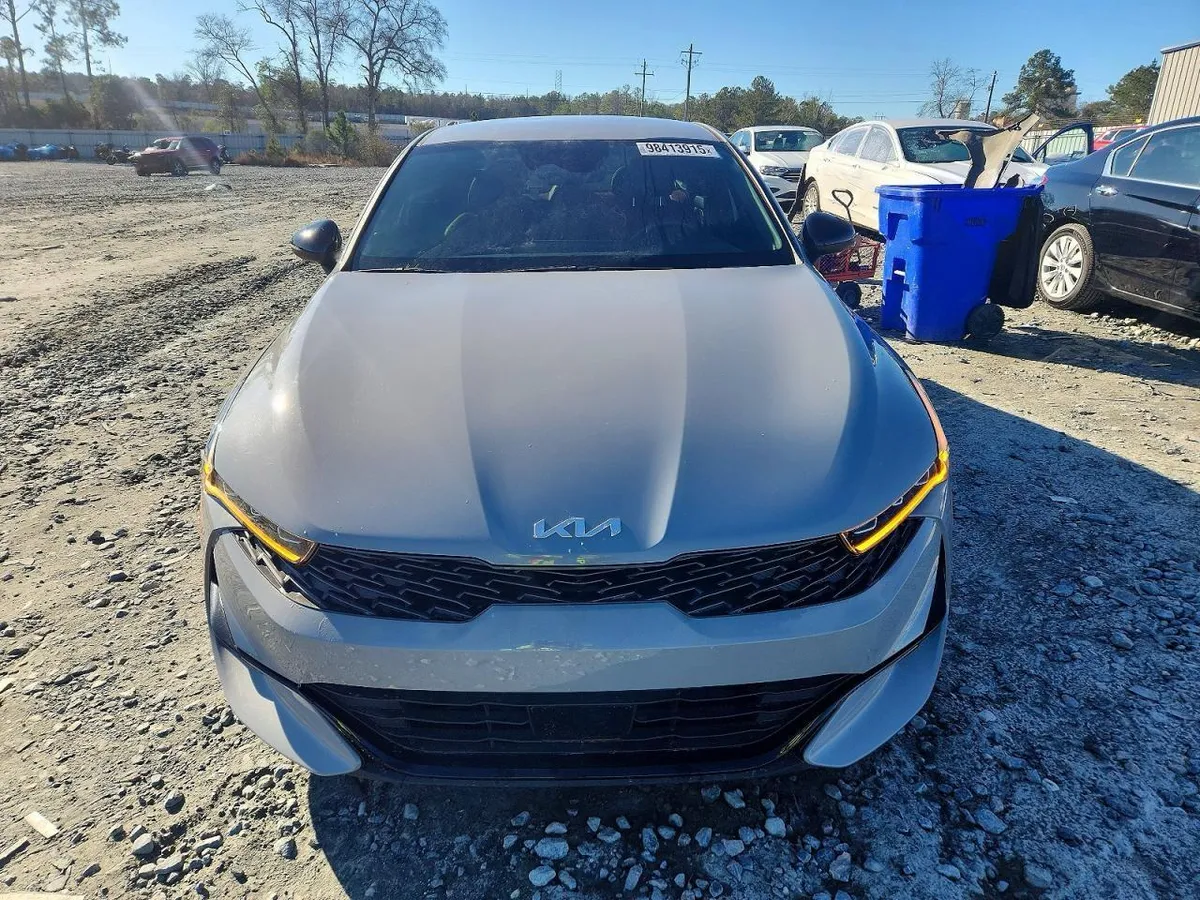 KIA K5 2023