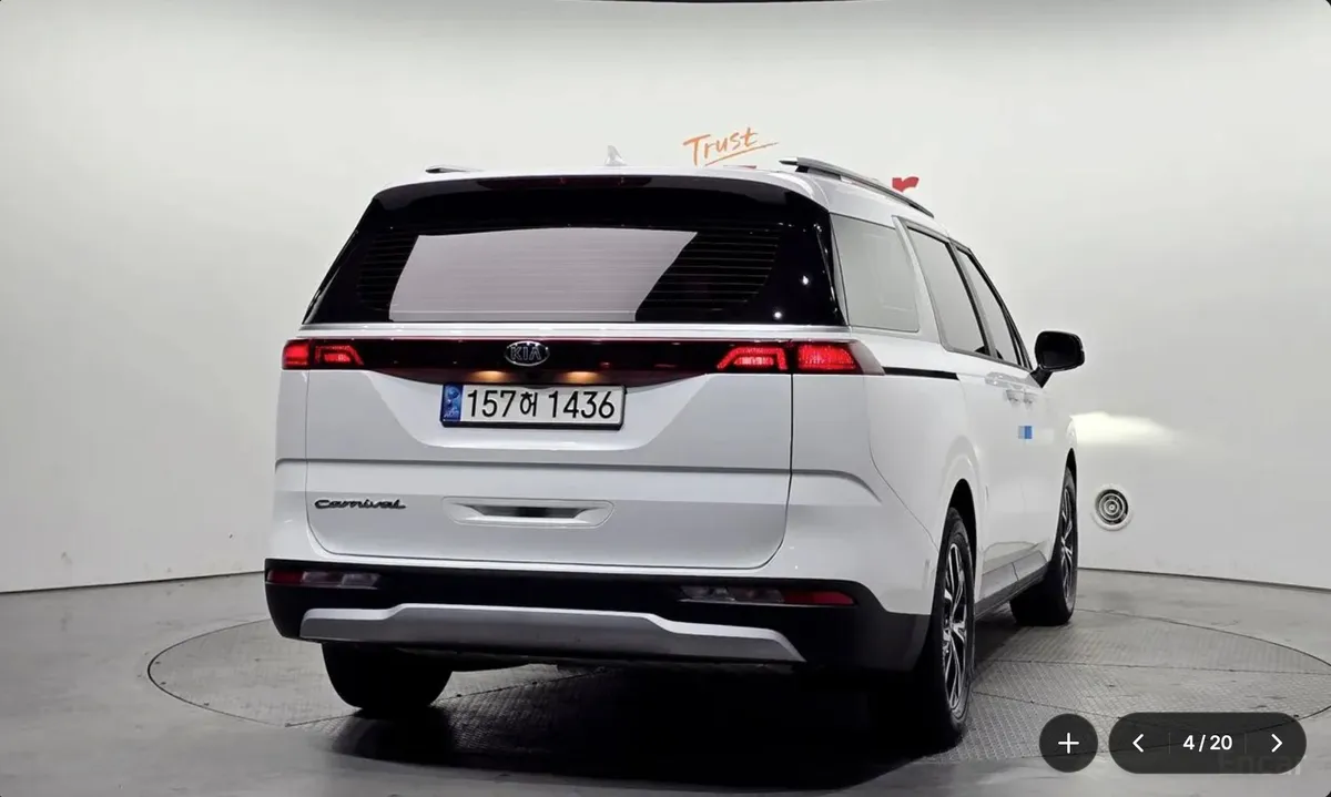 KIA CARNIVAL PRESTIGE 9-SEATER 2021