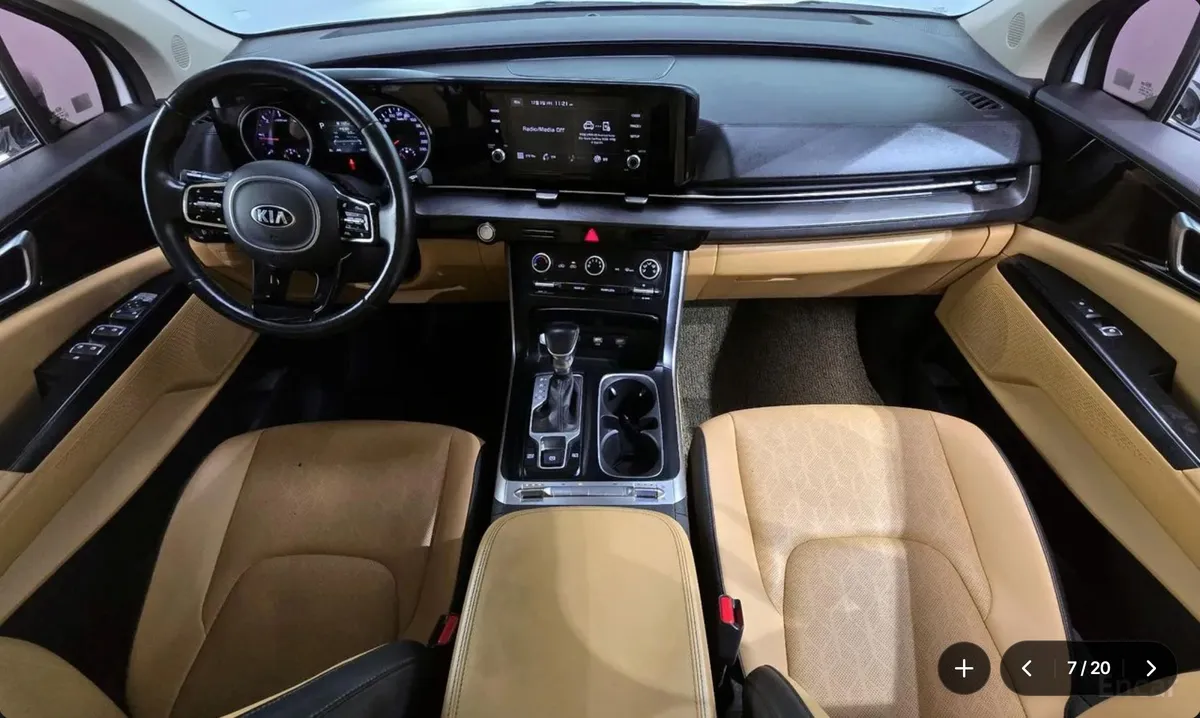 KIA CARNIVAL PRESTIGE 9-SEATER 2021