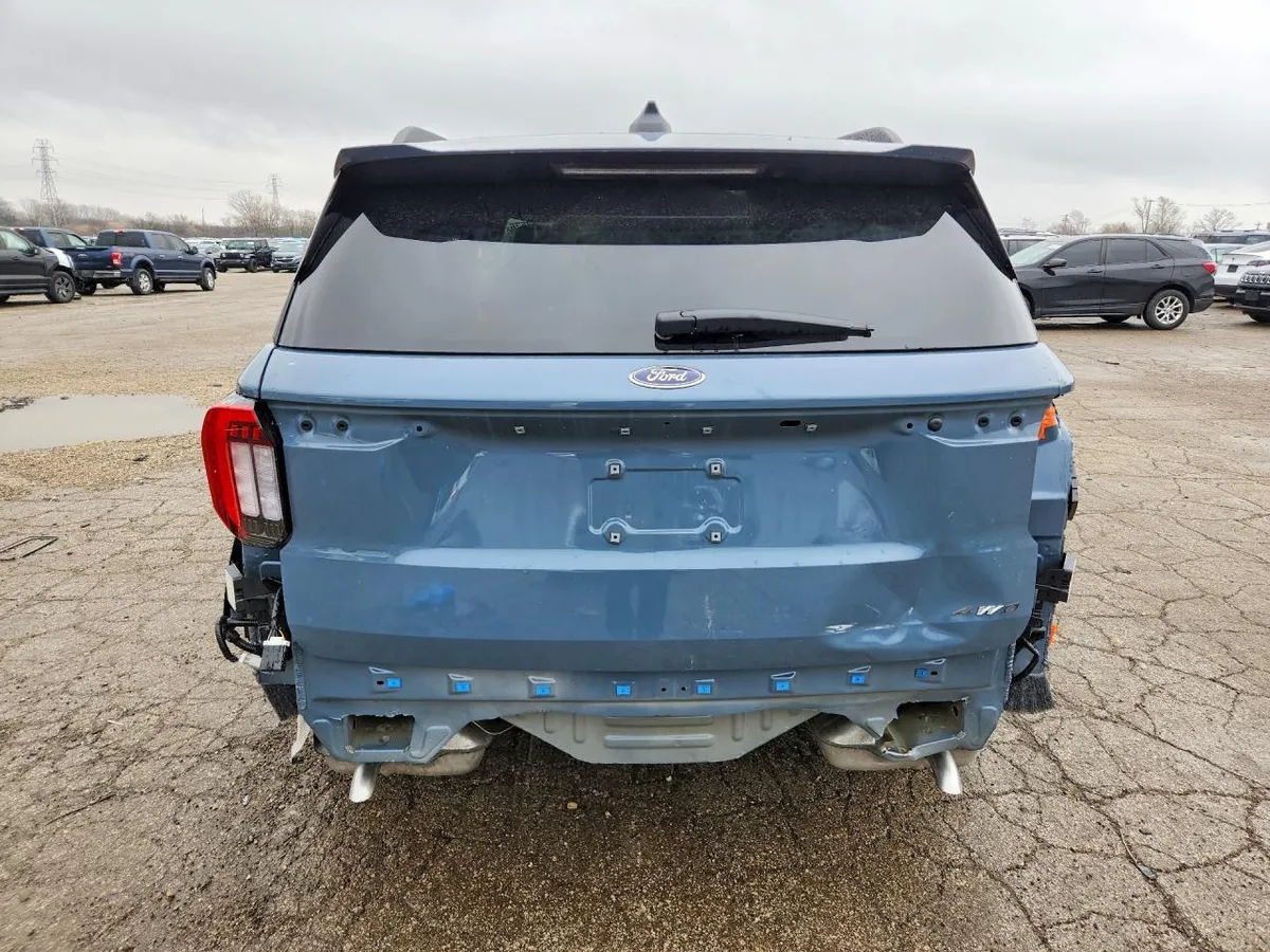 FORD EXPLROER ST-LINE 2025