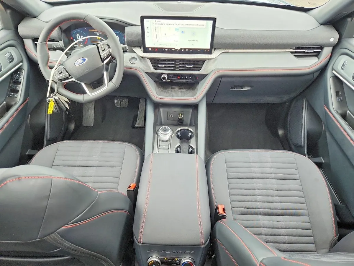 FORD EXPLROER ST-LINE 2025