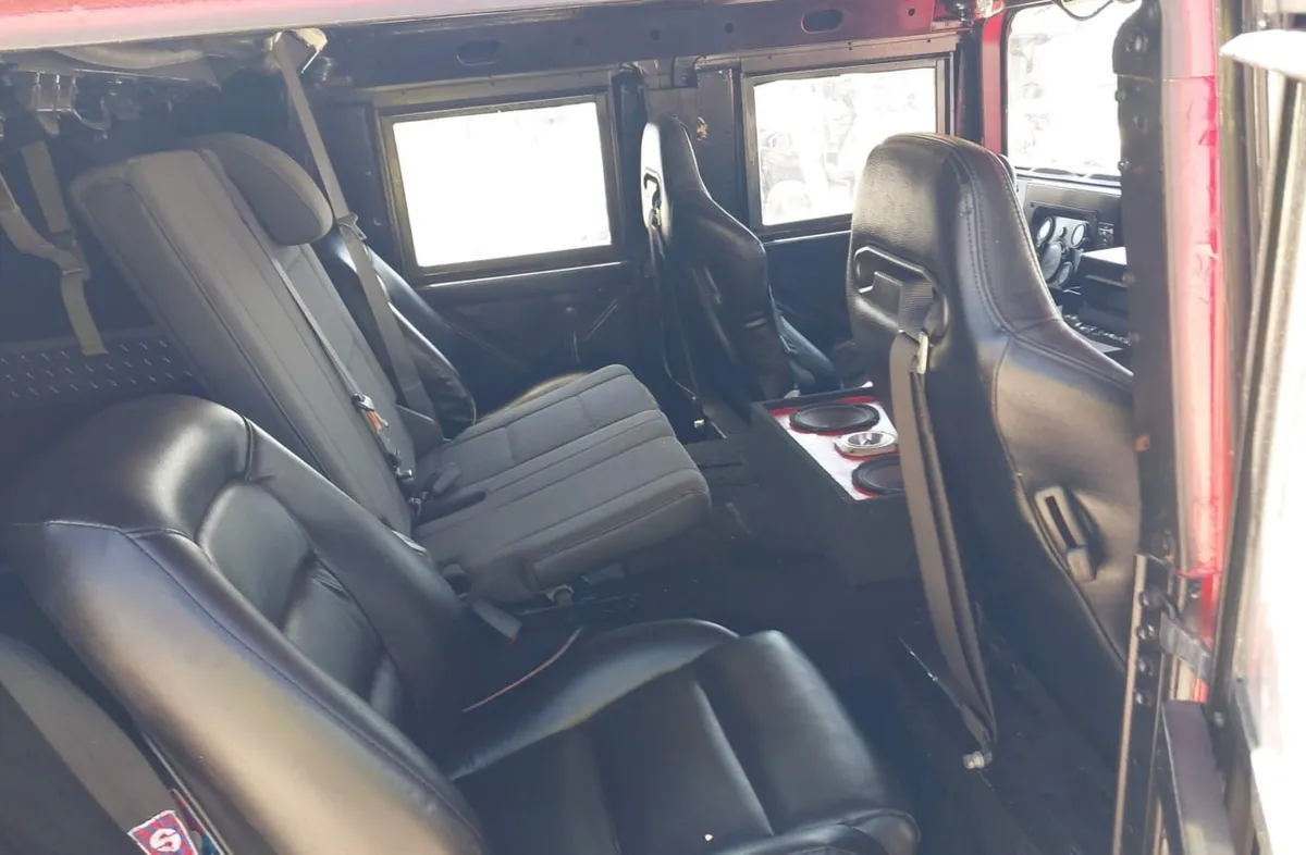 AM GENERAL HUMMER 1985