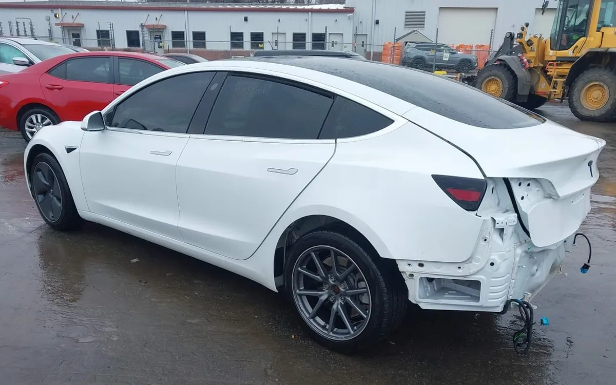 TESLA MODEL 3 STANDART PLUS 2019
