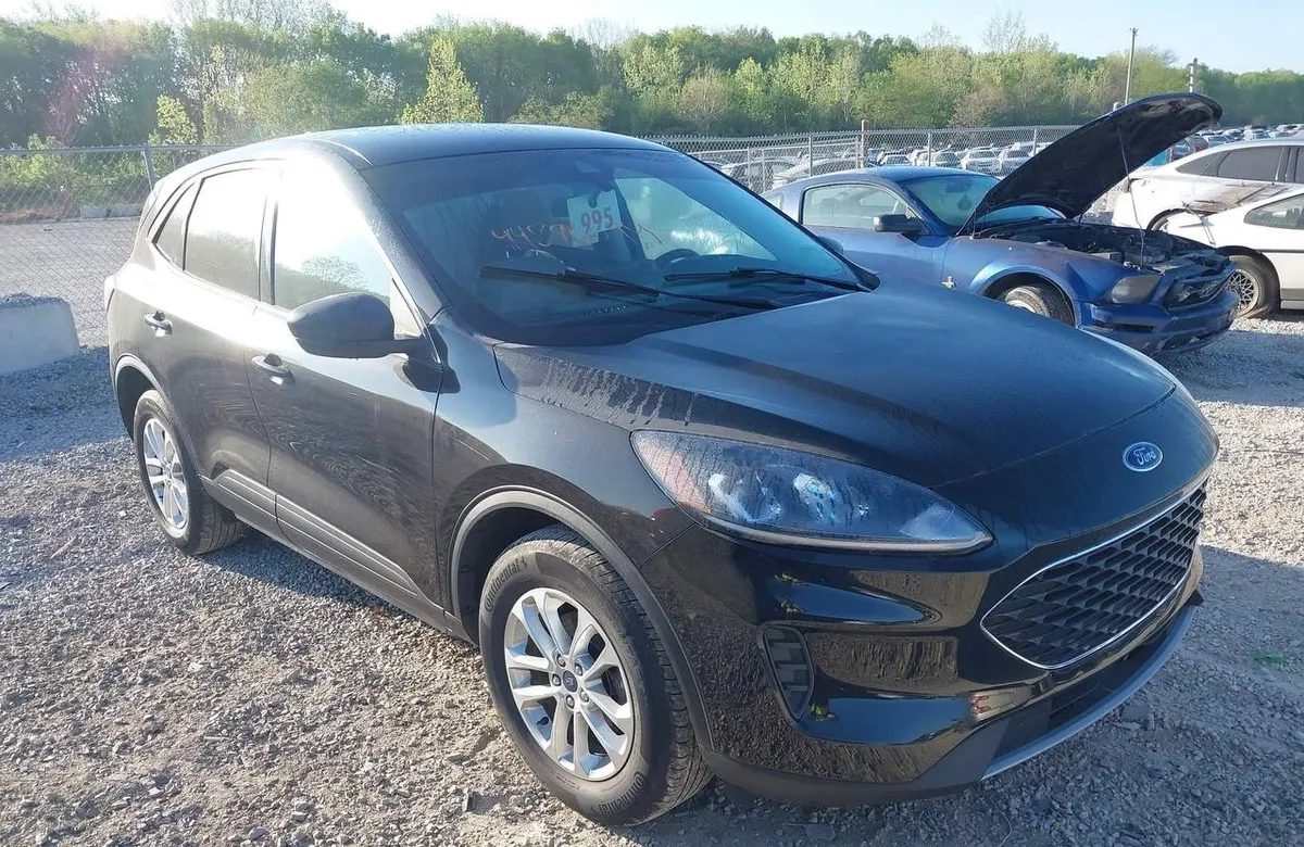 FORD ESCAPE SE 2022