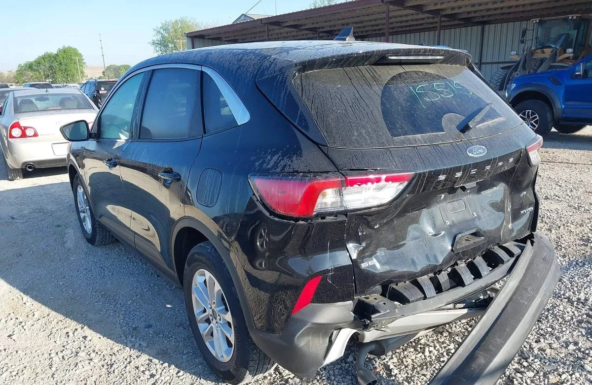 FORD ESCAPE SE 2022