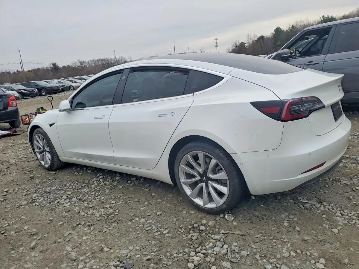TESLA MODEL 3 LONG RANGE 2019