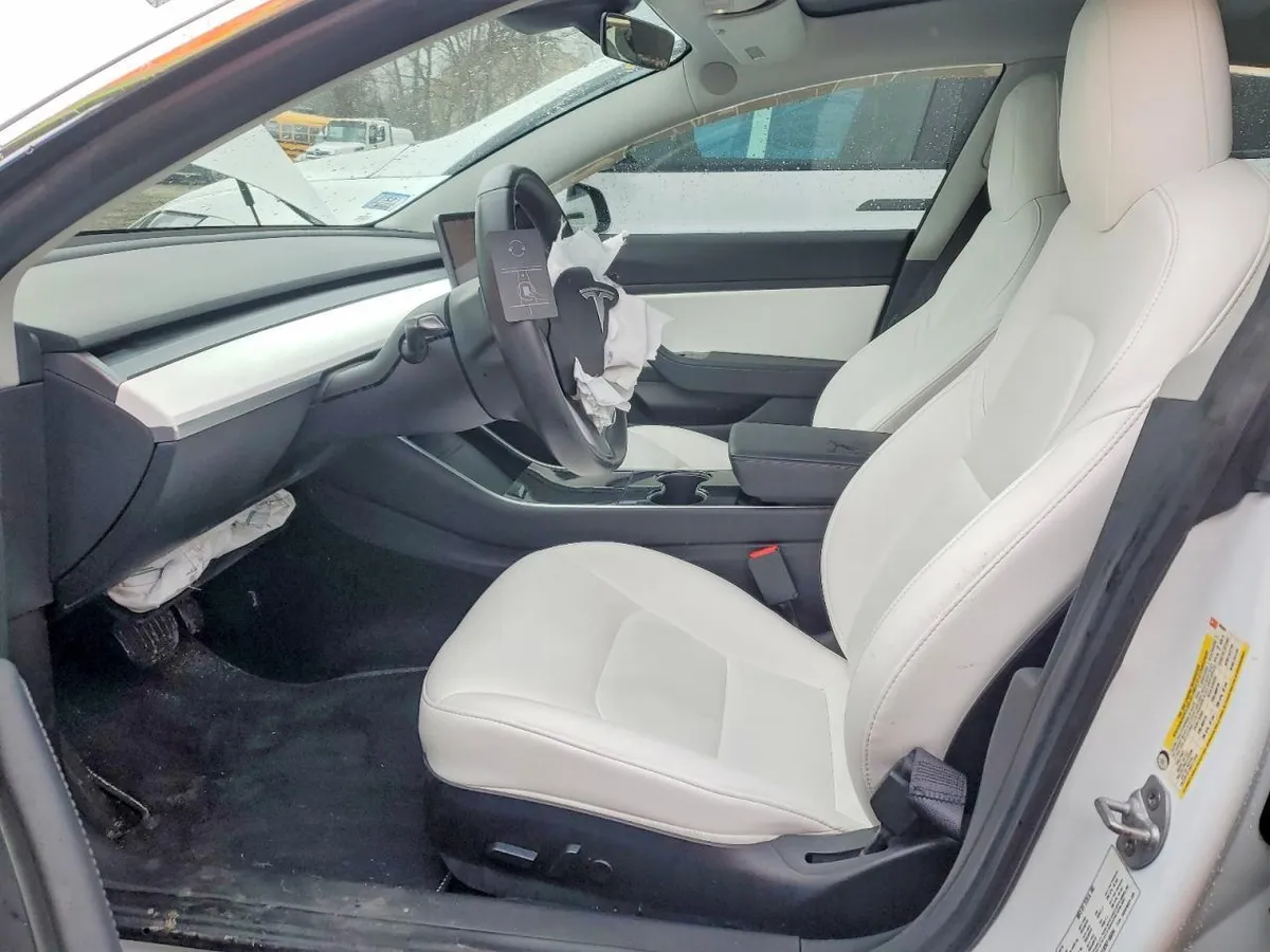 TESLA MODEL 3 LONG RANGE 2019