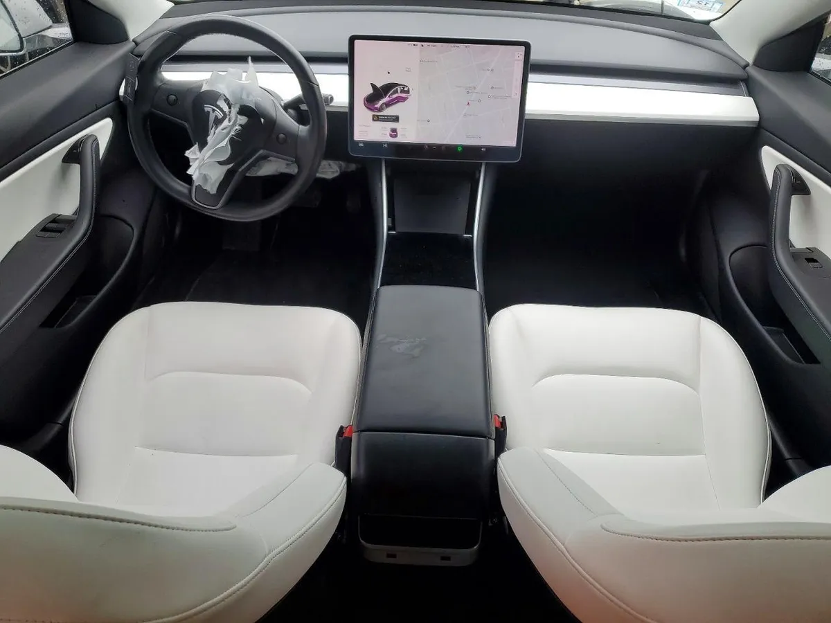 TESLA MODEL 3 LONG RANGE 2019