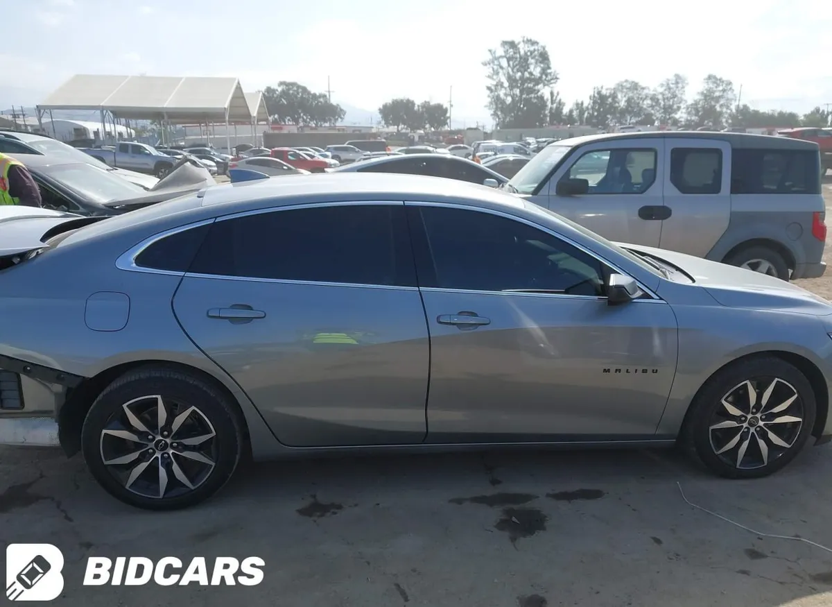 CHEVROLET MALIBU RS 2023