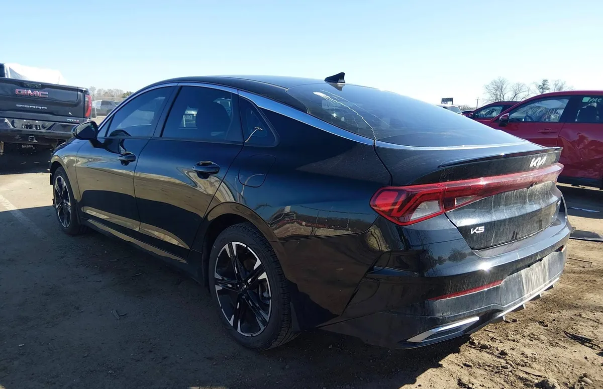 KIA K5 2022