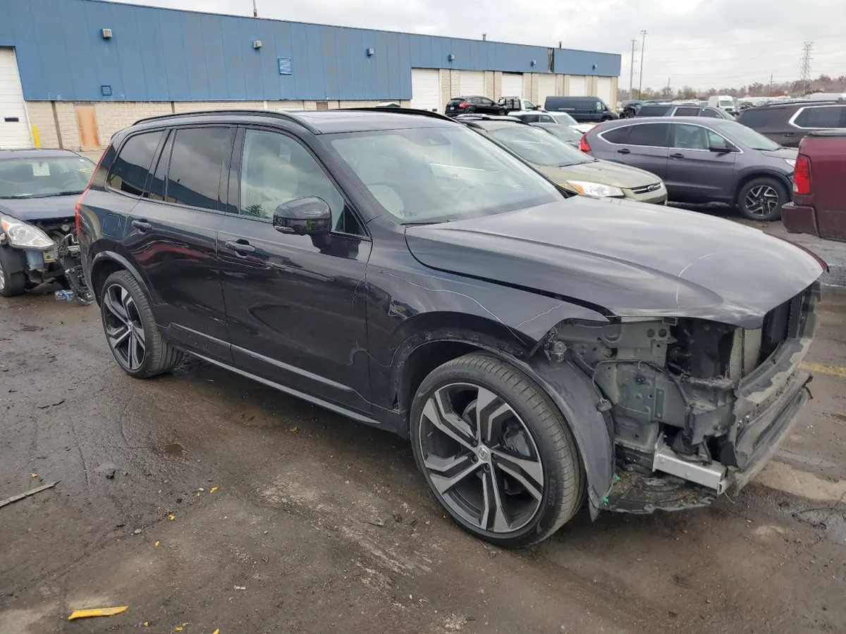 VOLVO XC90 2019