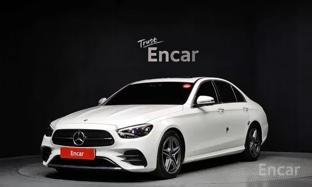 MERCEDES-BENZ E-CLASS AMG LINE 2022