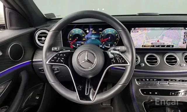 MERCEDES-BENZ E-CLASS AMG LINE 2022