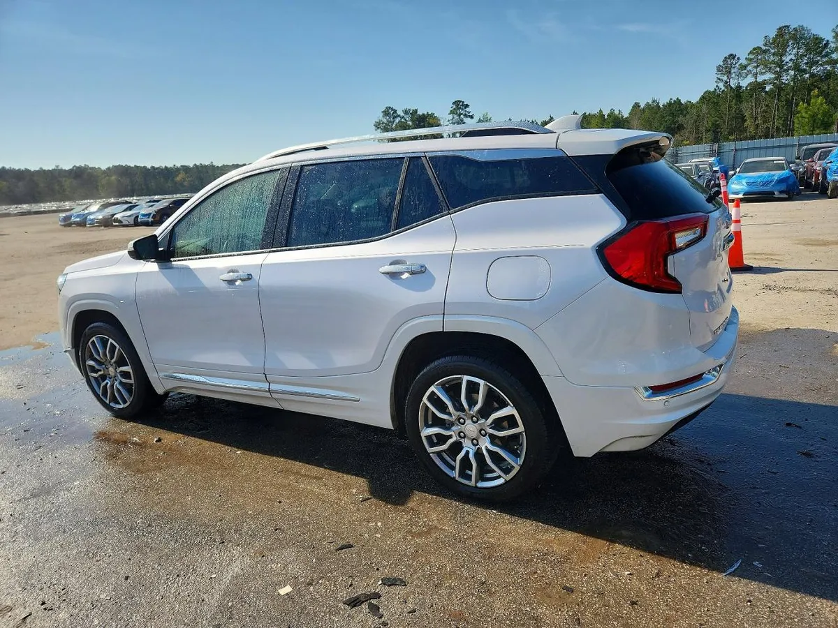GMC TERRAIN DENALI 2022