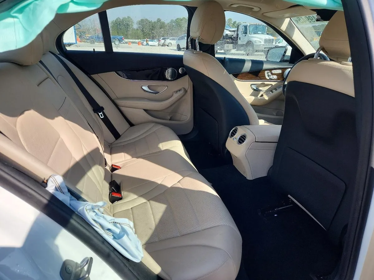 MERCEDES-BENZ C-CLASS С 300 2020