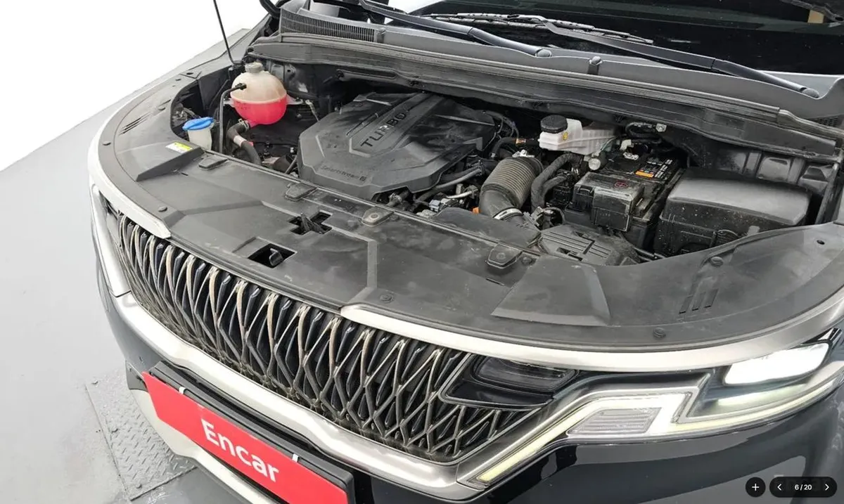 KIA CARNIVAL NOBLESSE 2022