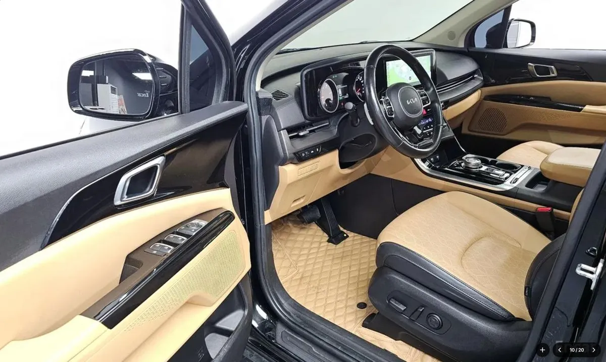 KIA CARNIVAL NOBLESSE 2022