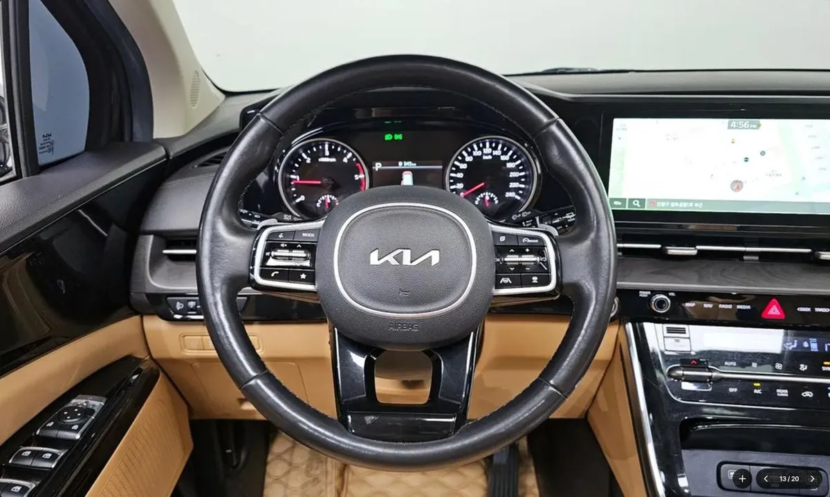 KIA CARNIVAL NOBLESSE 2022