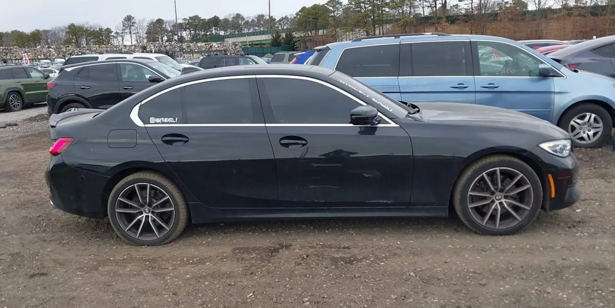 BMW 330XI 2021
