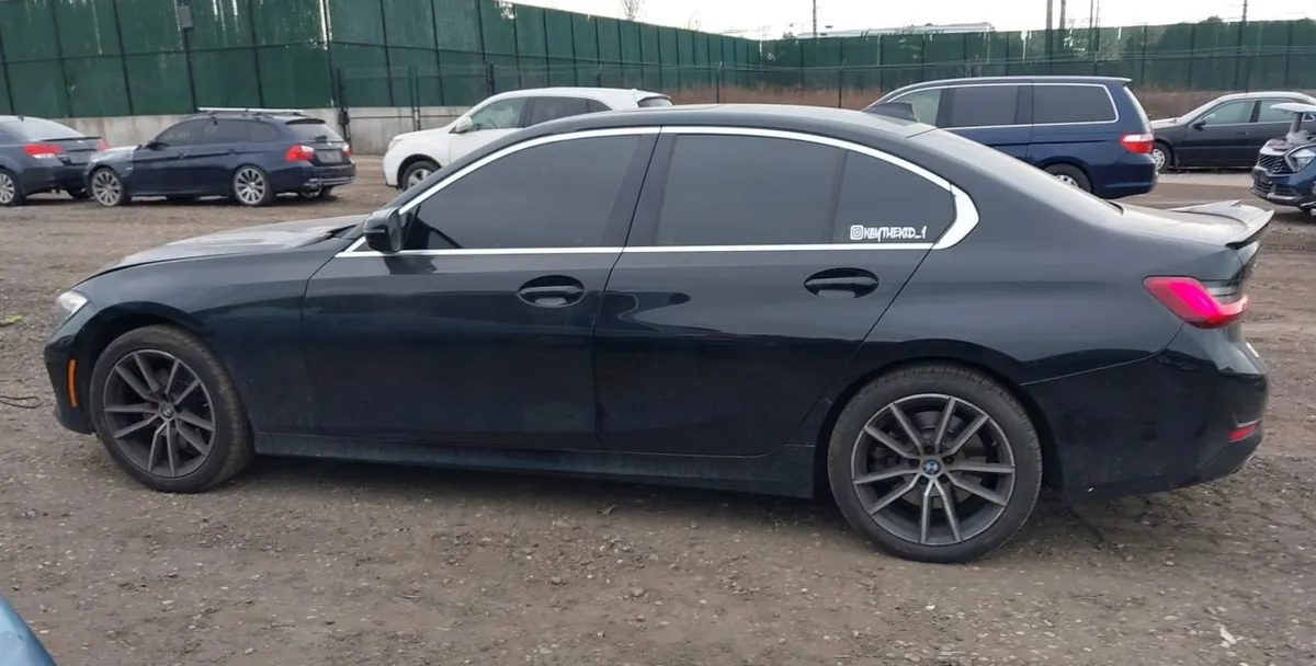 BMW 330XI 2021