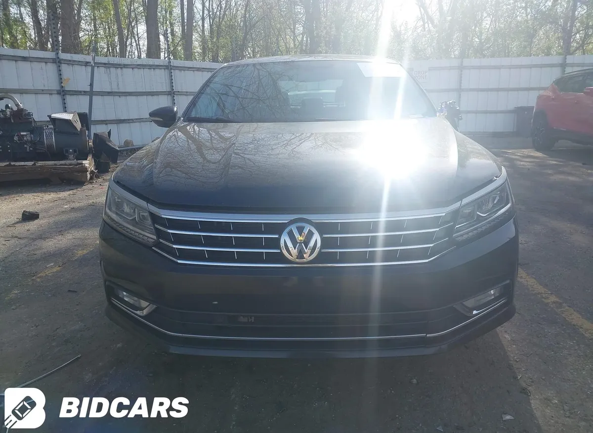 VOLKSWAGEN PASSAT SE 2018
