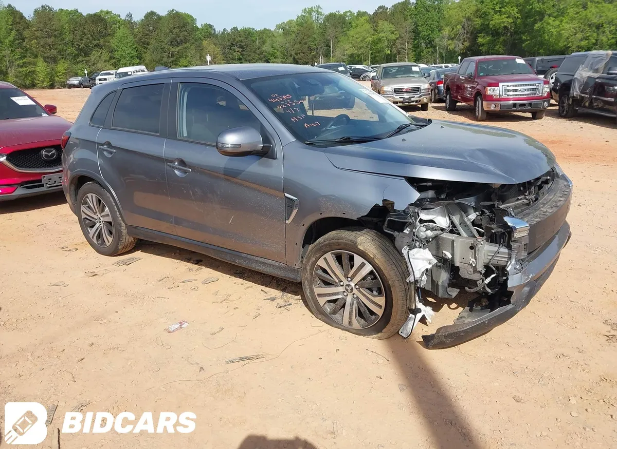 MITSUBISHI OUTLANDER SE AWC 2024