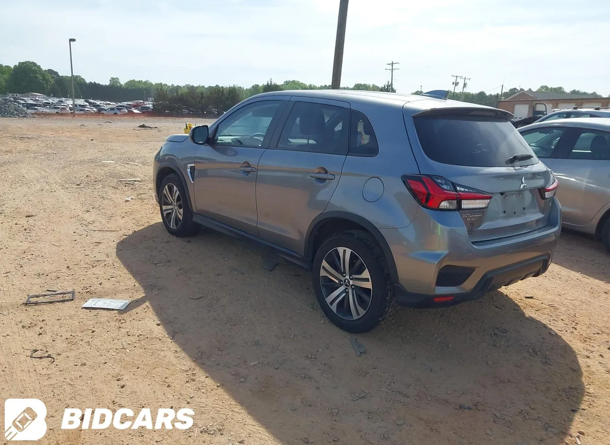 MITSUBISHI OUTLANDER SE AWC 2024