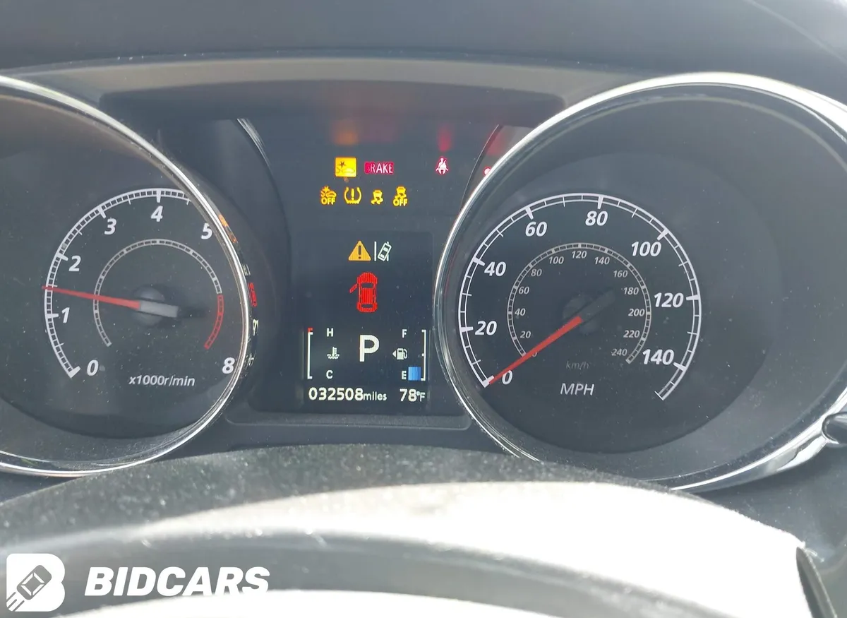 MITSUBISHI OUTLANDER SE AWC 2024