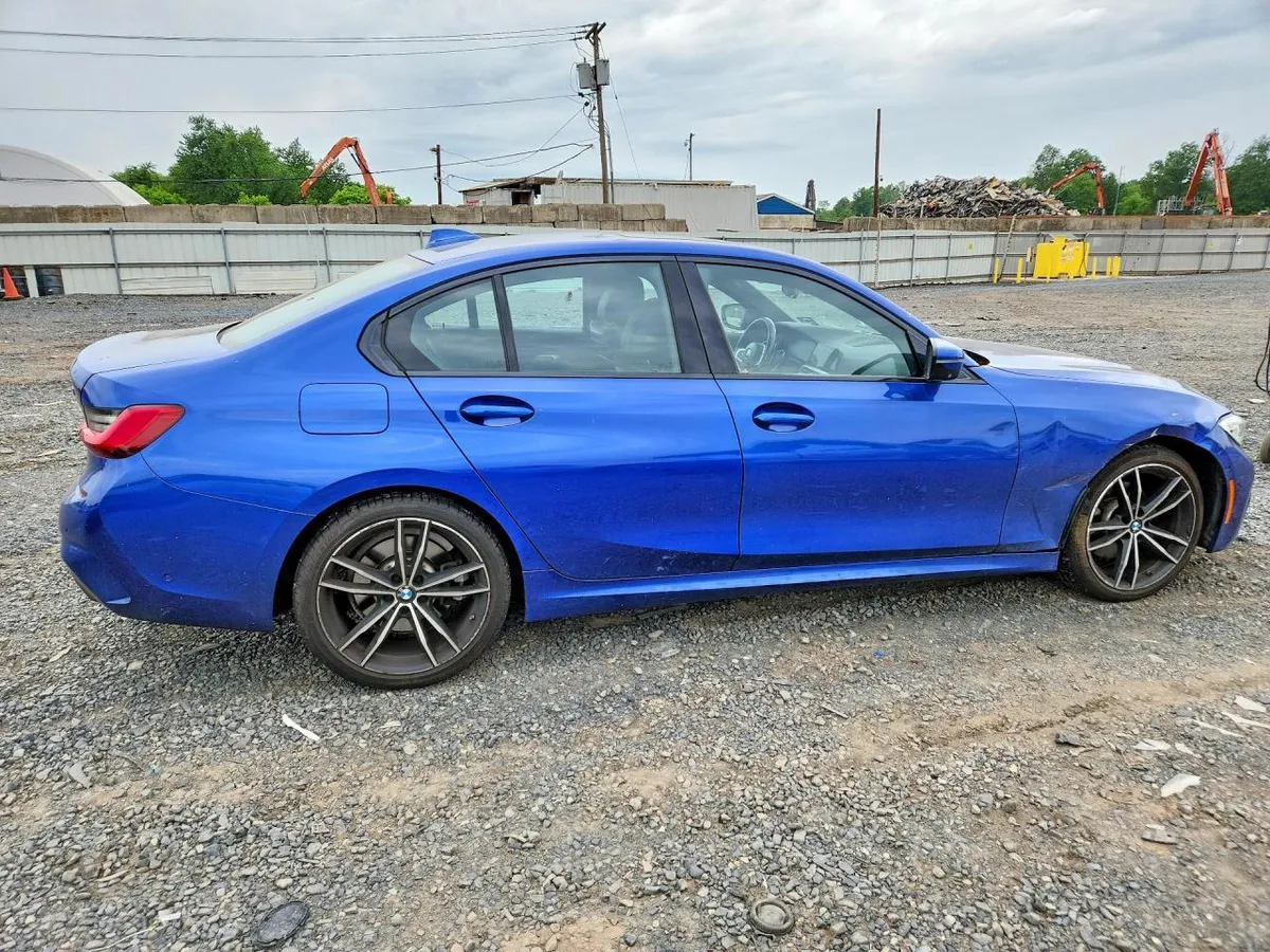 BMW 330XI 2019
