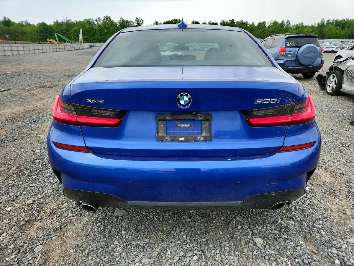 BMW 330XI 2019