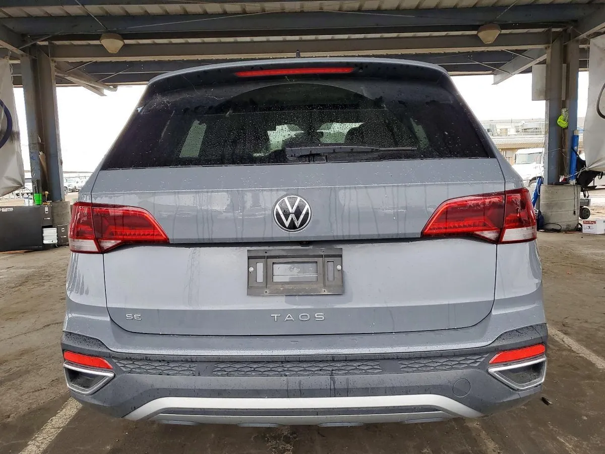 VOLKSWAGEN TAOS SE 2022