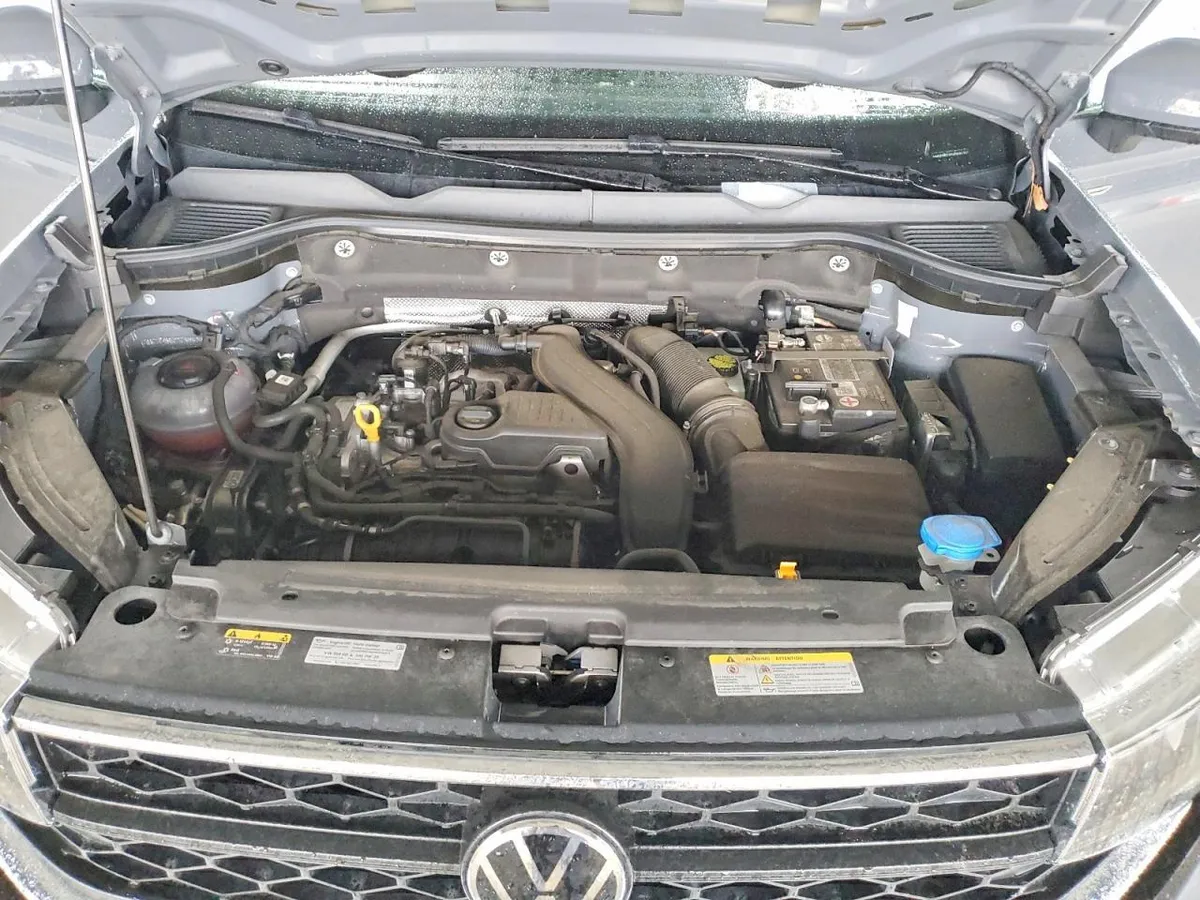 VOLKSWAGEN TAOS SE 2022