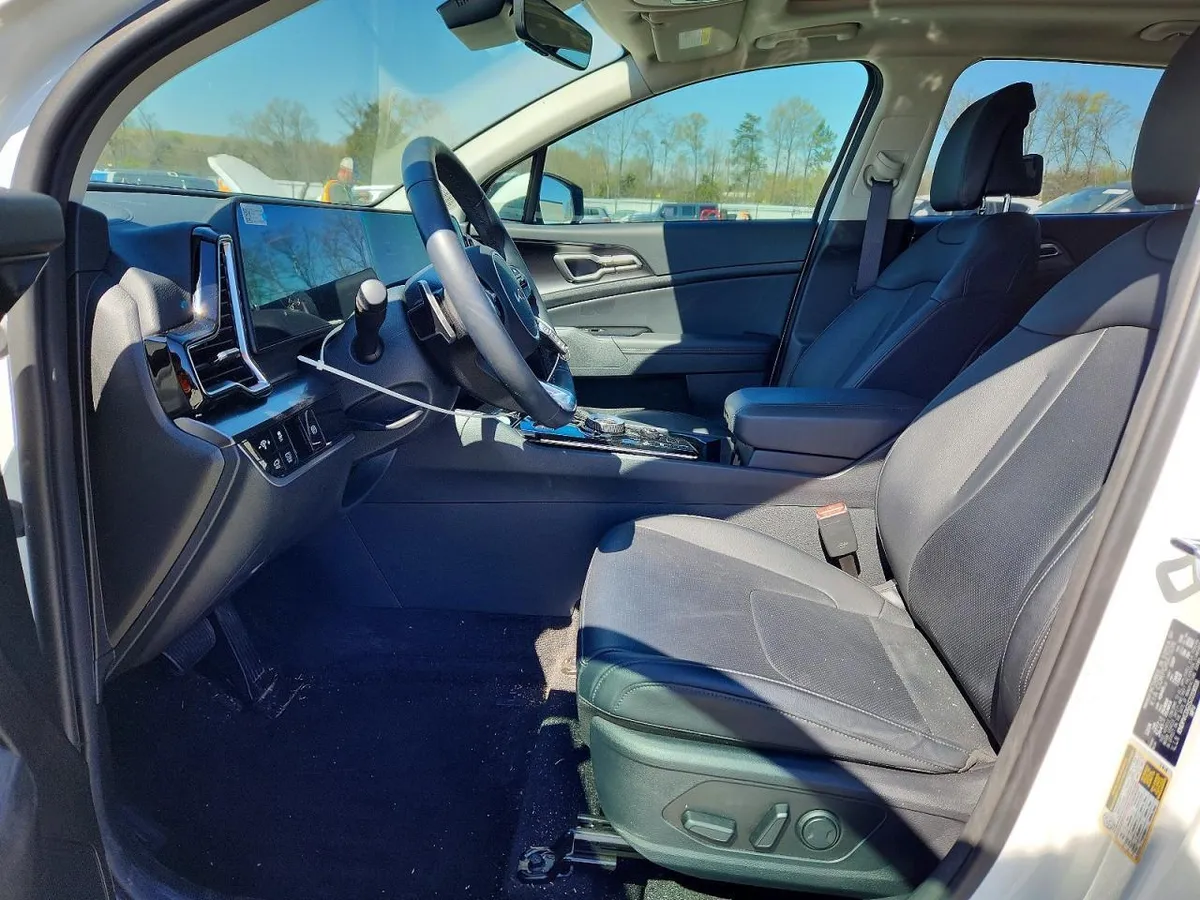 KIA SPORTAGE EX 2024