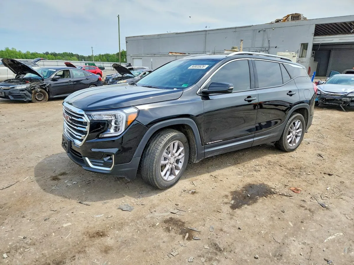 GMC TERRAIN SLT 2024