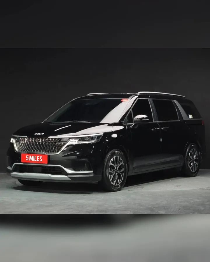 KIA CARNIVAL PRESTIGE 2023