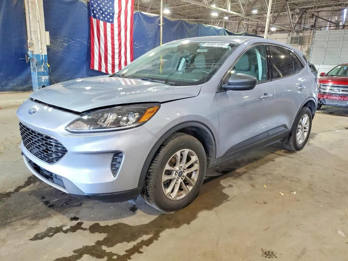 FORD ESCAPE SE 2022
