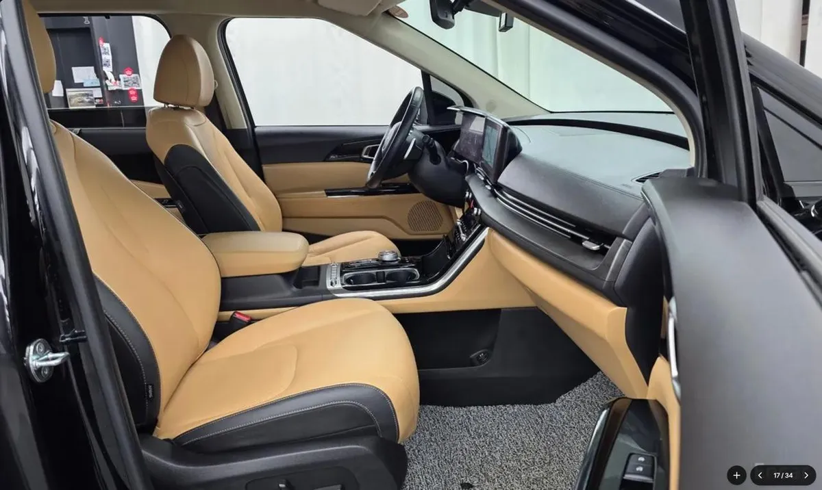 KIA CARNIVAL NOBLESSE 2022