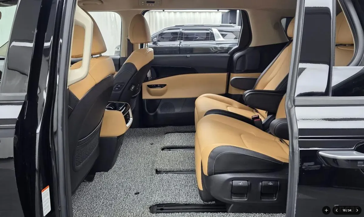 KIA CARNIVAL NOBLESSE 2022