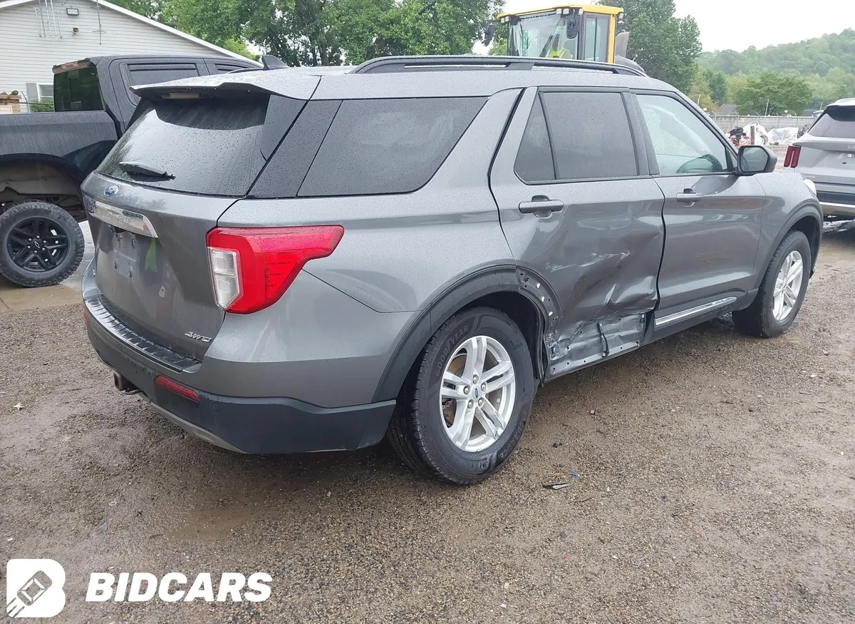 FORD EXPLORER ХLT 2022