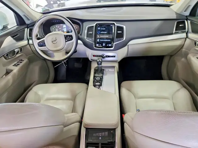 VOLVO XC90 2017