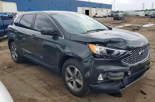 FORD EDGE SEL 2023