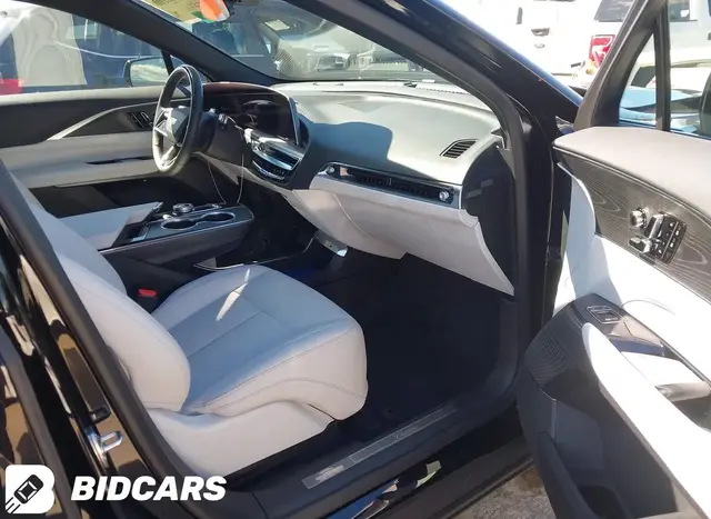 CADILLAC LYRIQ SPORT 2025