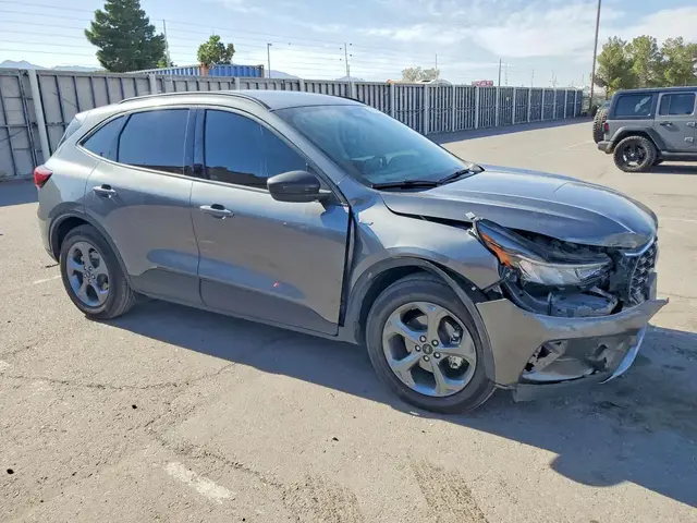FORD ESCAPE 2025